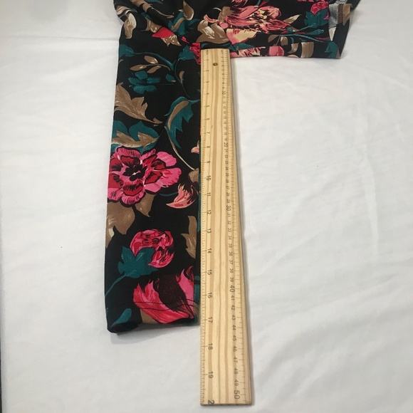 Shein Floral Open-Front Cropped Cardigan – Black Multicolor - Picture 11 of 14